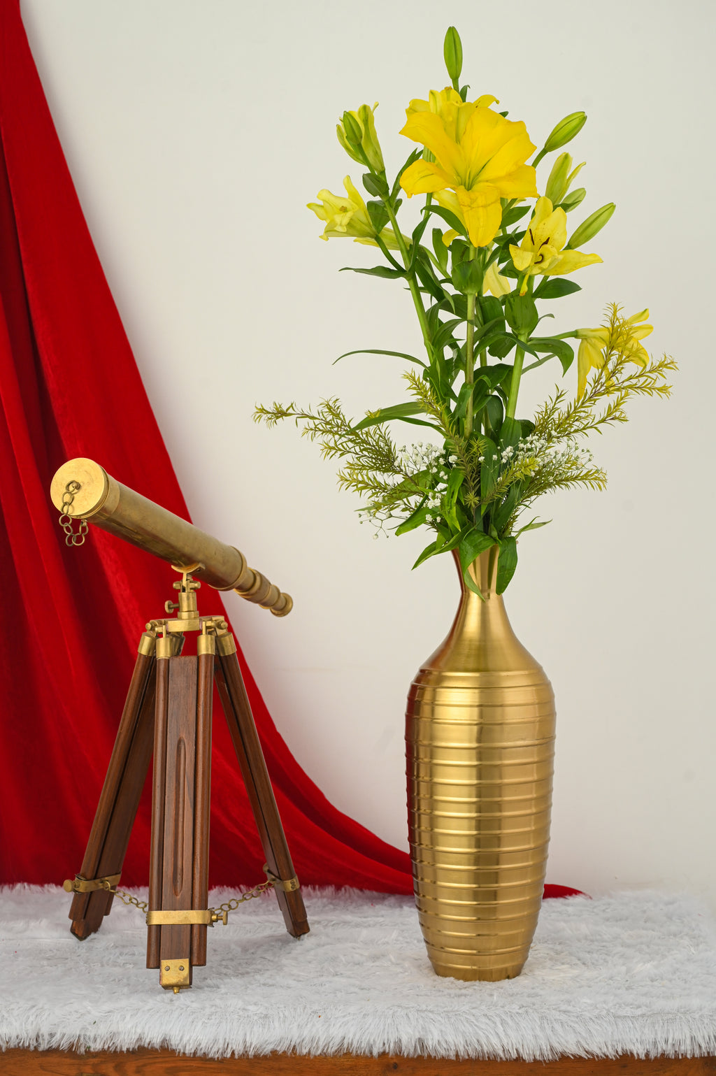 Ribbed Gold Plated Decorative Floor Vase