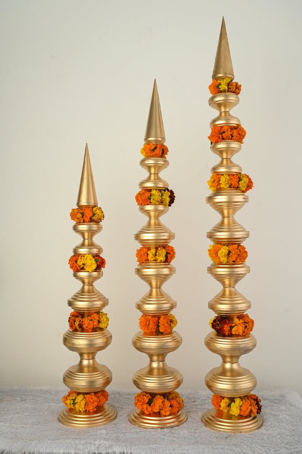 Temple Kalash Decorative Pillar Set (Set of 3)